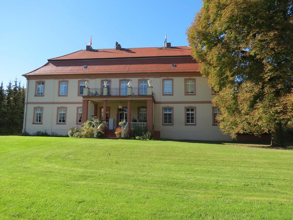 Schloss Lohm Kültér fotó